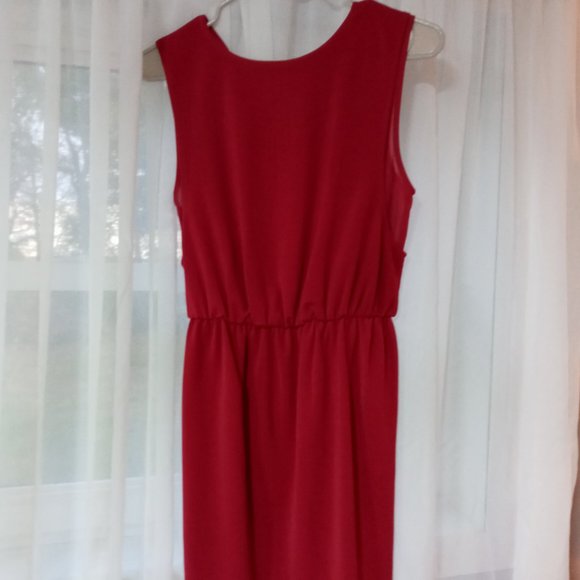 2 for $5-Size Small Petite Burgundy Sleeveless Dress - Picture 1 of 1